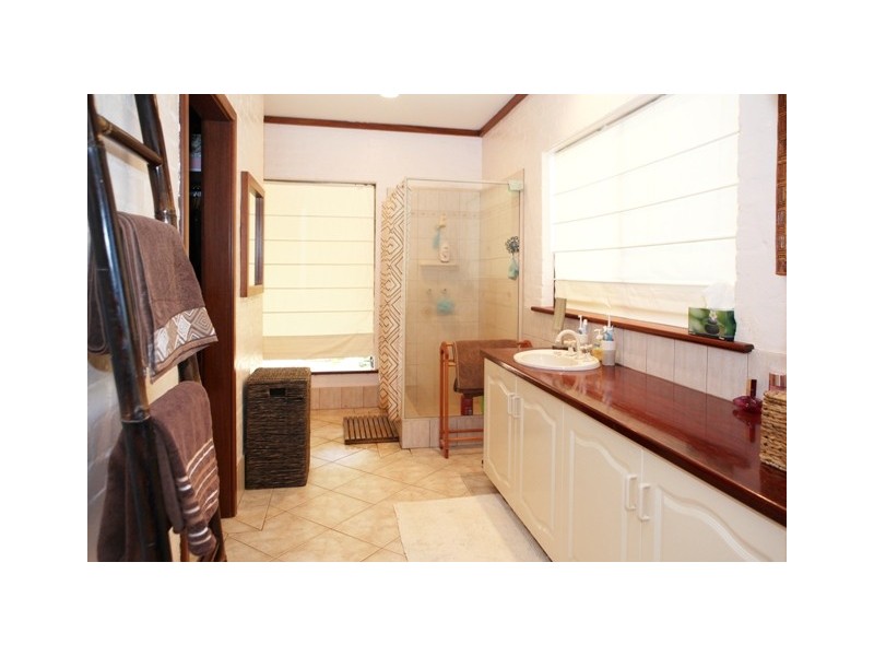 57 Arnold Road, Waggrakine WA 6530