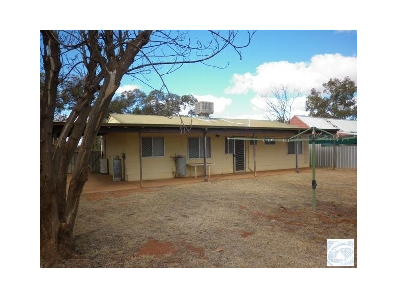 37 Watson Street, Mount Magnet WA 6638