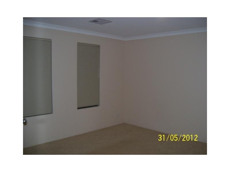 16 Polwarth Parade, Deepdale WA 6532