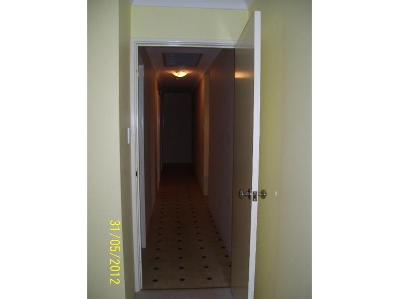 16 Polwarth Parade, Deepdale WA 6532