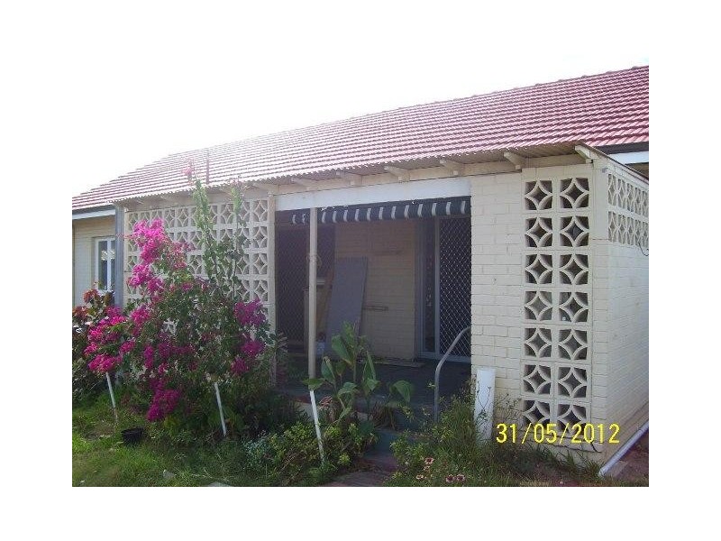 112 Francis Street, Beachlands WA 6530