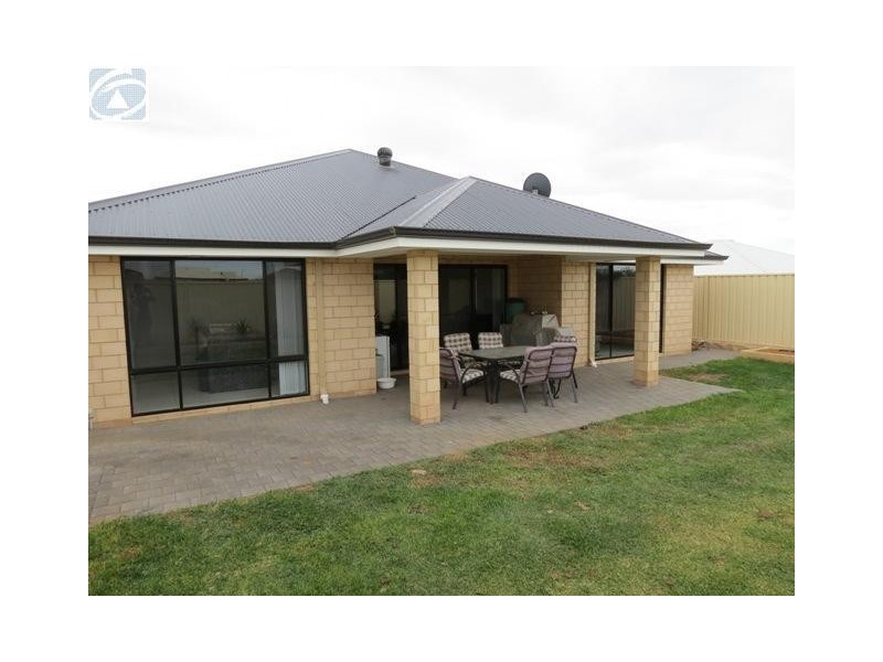 5 Silvery Wave Vista, Wandina WA 6530