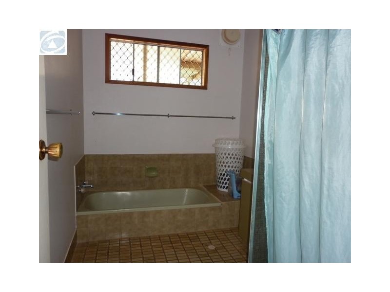 18 Laurie Street, Mount Magnet WA 6638