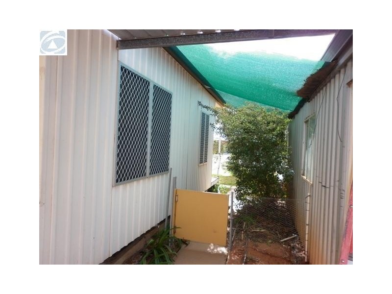 18 Laurie Street, Mount Magnet WA 6638