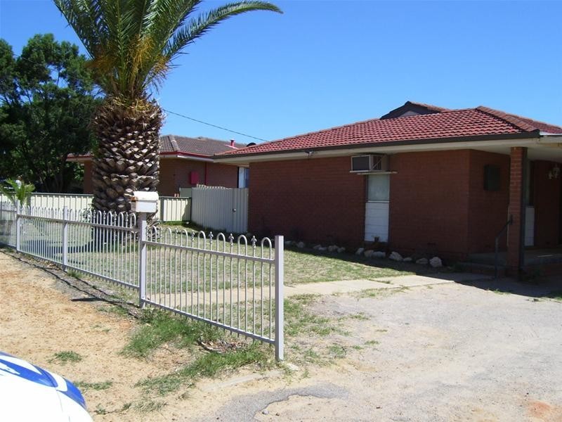 130 Abraham Street, Karloo WA 6530