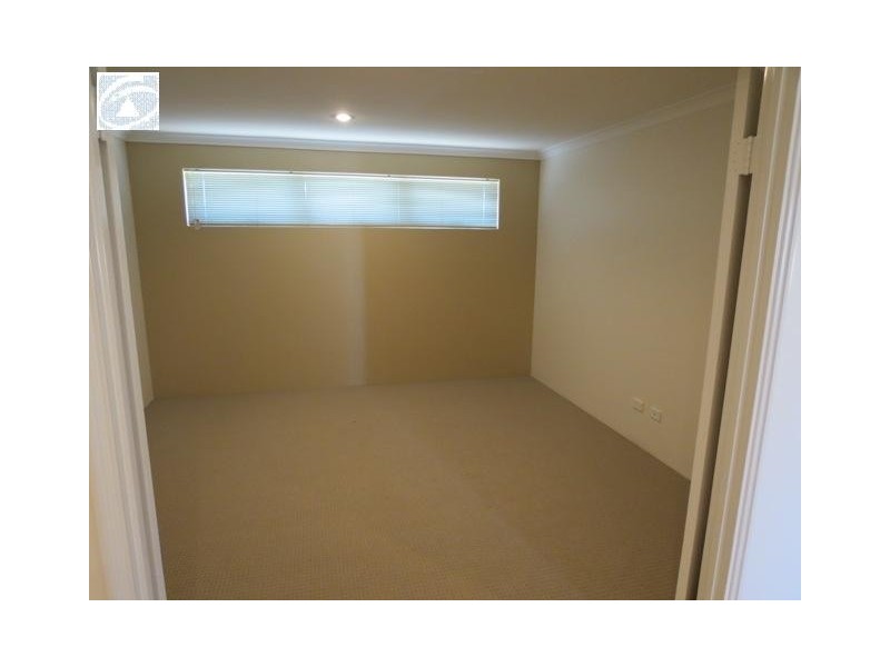 7 Rosapark Boulevard, Webberton WA 6530