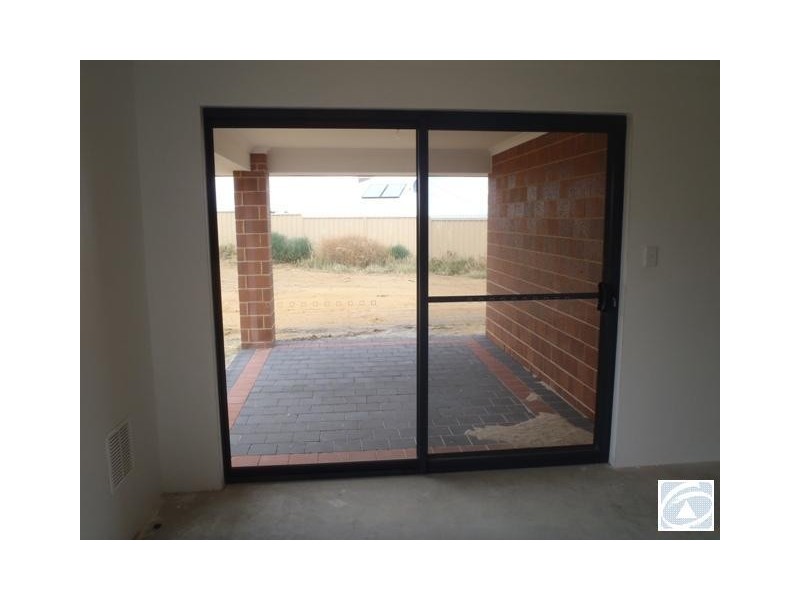 4 Antonia Way, Webberton WA 6530