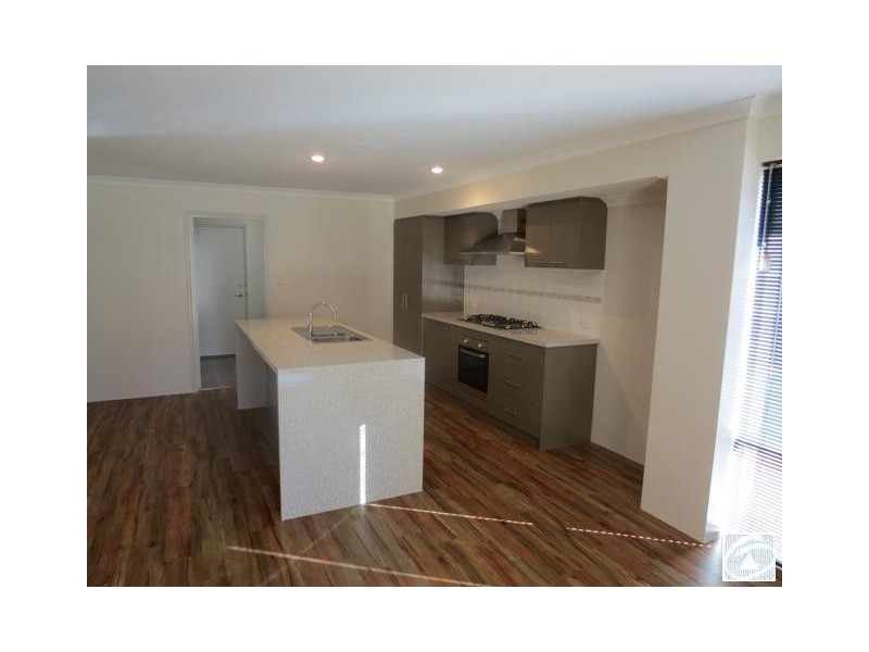 3 Rosapark Boulevard, Webberton WA 6530