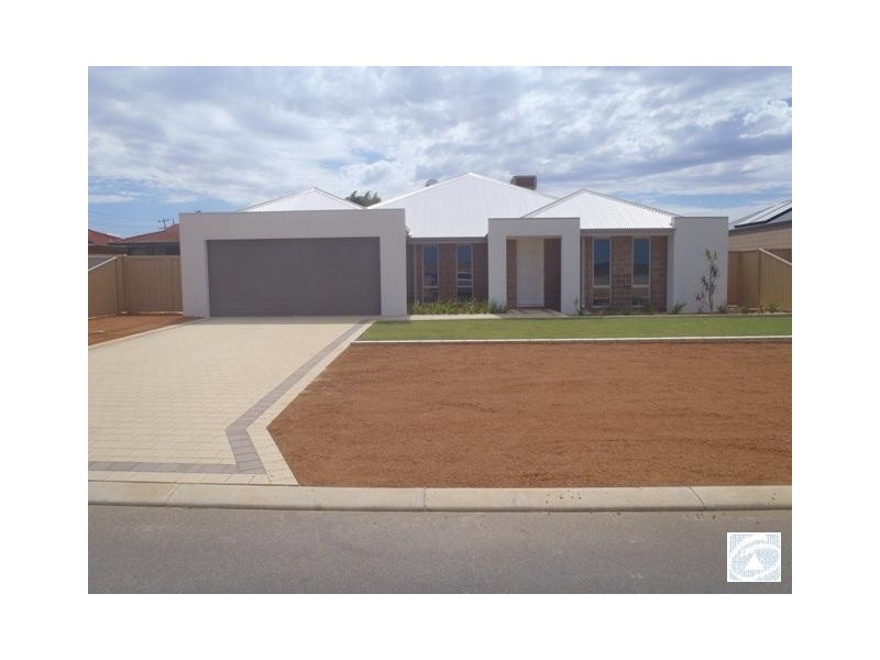 3 Rosapark Boulevard, Webberton WA 6530