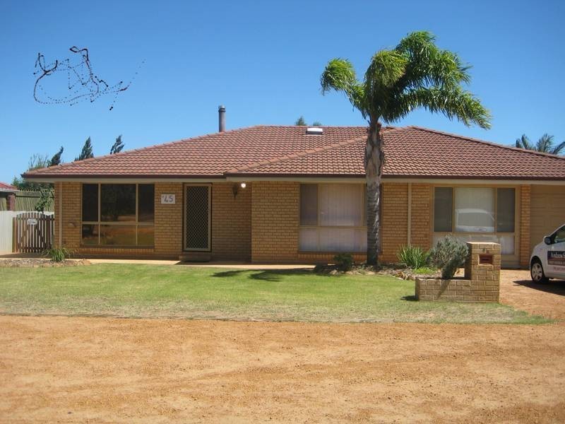 45 Pinyali WAY, Waggrakine WA 6530