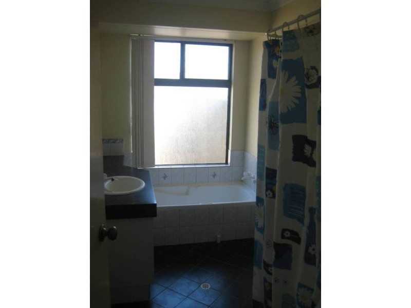 6 ASHER COURT, Karloo WA 6530