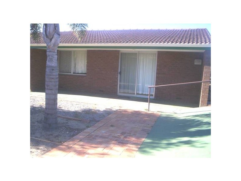 Unit 1 Englewood Crt, 6 James
STREET, Geraldton WA 6530
