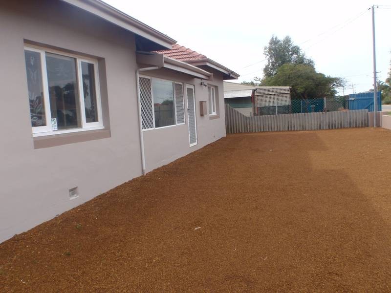 213 Fifth STREET, Wonthella WA 6530