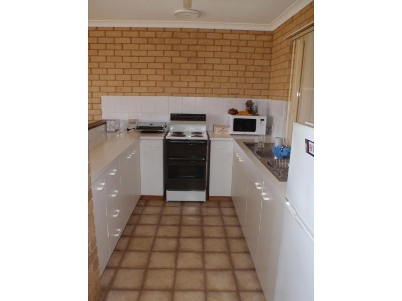 U 2 / 136 Anderson STREET, Webberton WA 6530