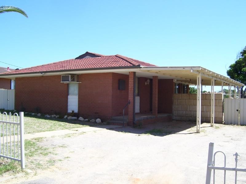 130 Abraham STREET, Karloo WA 6530