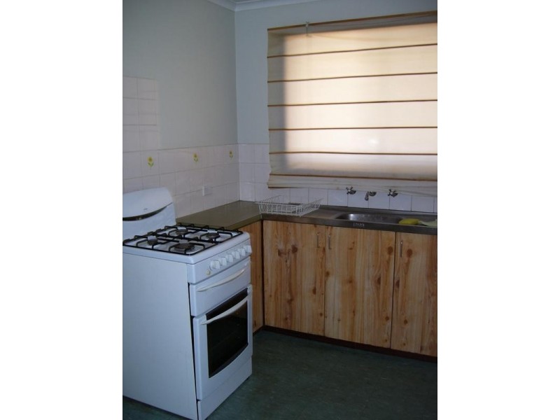 130 Abraham STREET, Karloo WA 6530