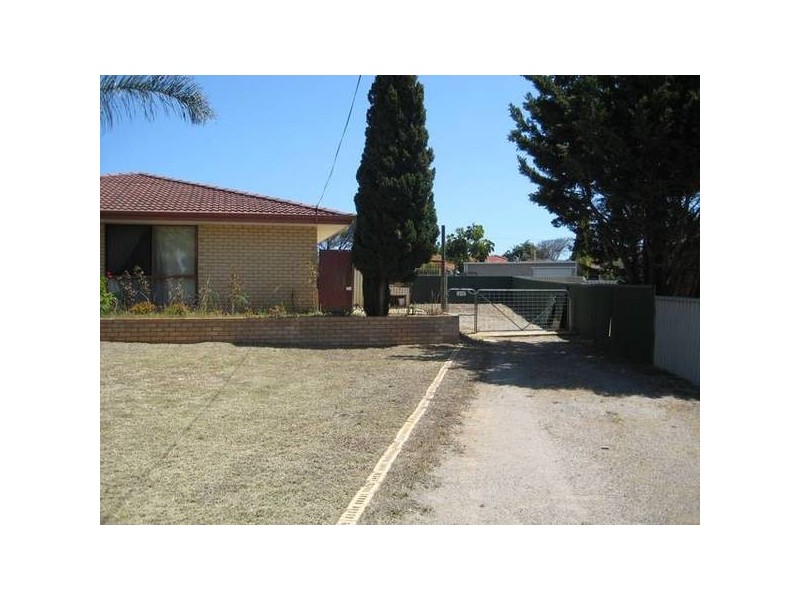 41 Clematis Crescent, Karloo WA 6530