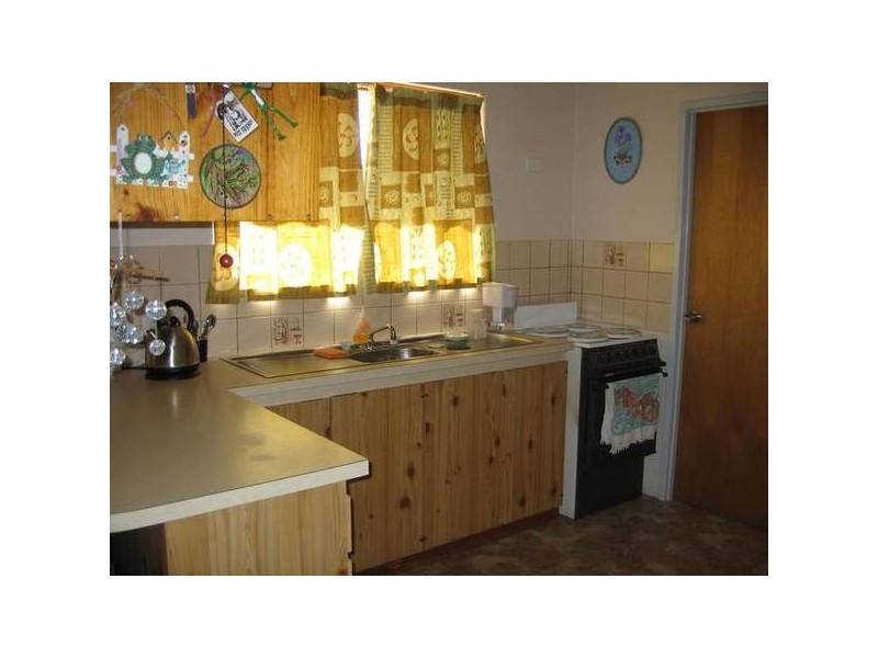 41 Clematis Crescent, Karloo WA 6530