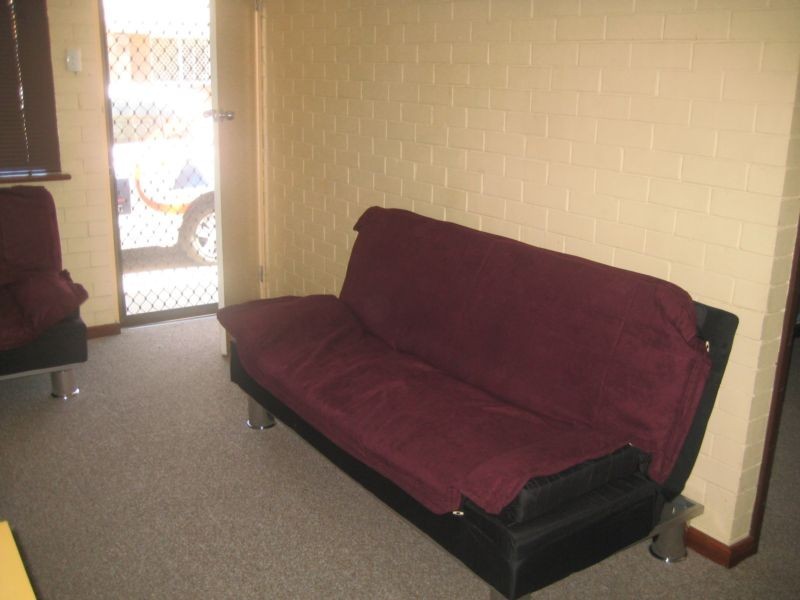 8/17 Francis Street, Geraldton WA 6530