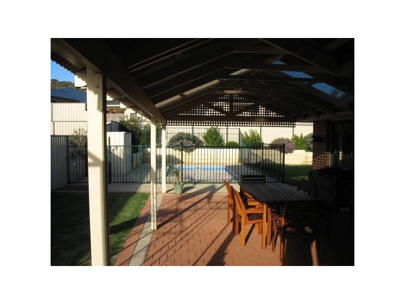 5 Seaview Boulevard, Wandina WA 6530