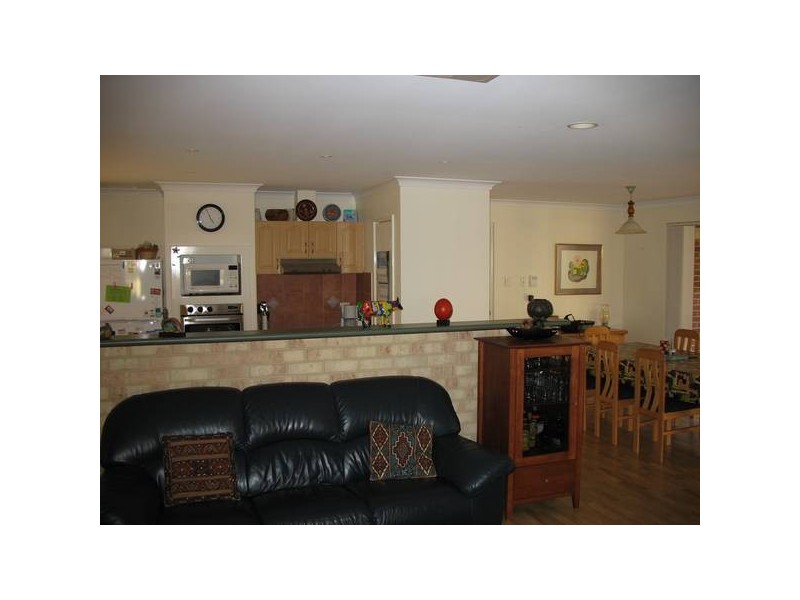 5 Seaview Boulevard, Wandina WA 6530