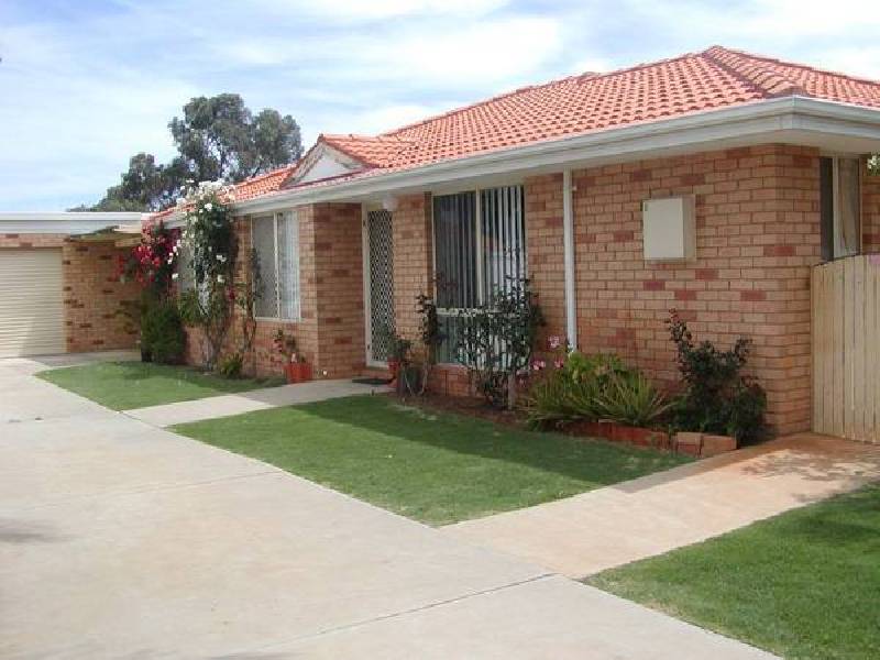 First Street, Wonthella WA 6530