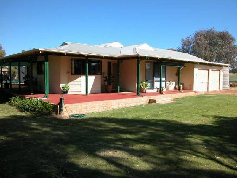 255 David Road, Waggrakine WA 6530