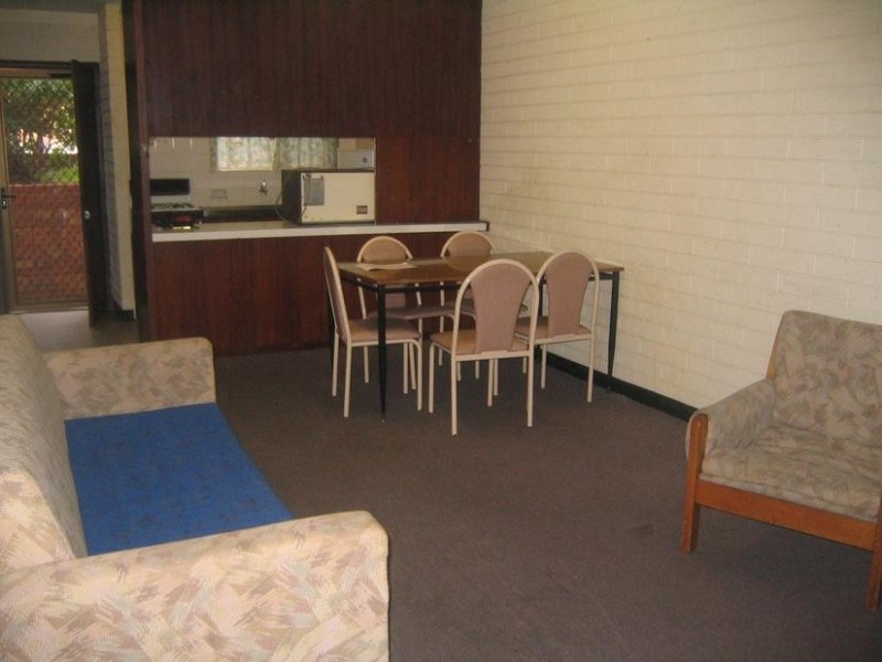 3/139 Augustus Street, Geraldton WA 6530