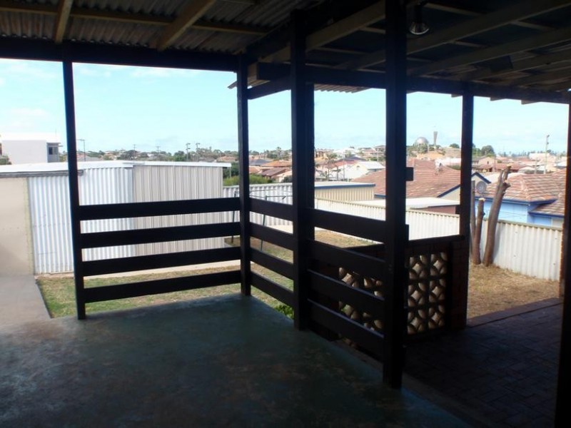 30 Bayly Street, Geraldton WA 6530