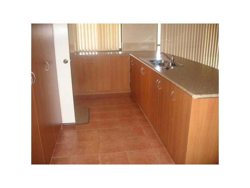 B/263 Eighth Street, Wonthella WA 6530