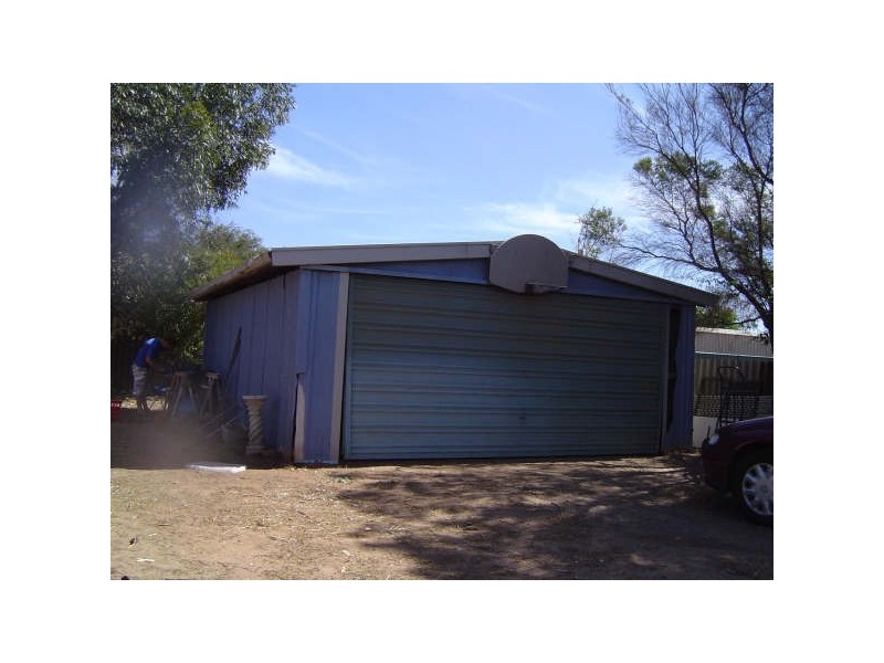 First Street, Wonthella WA 6530