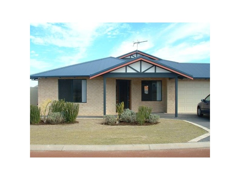 17 McGauran Lane, Beachlands WA 6530