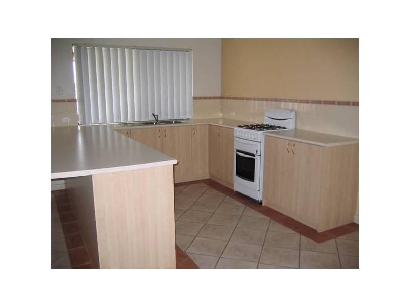 17 McGauran Lane, Beachlands WA 6530