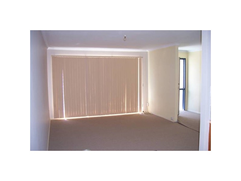 Houtman Street, Wonthella WA 6530