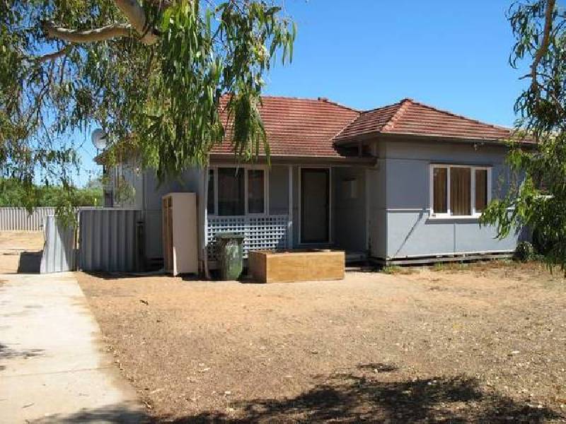 Cleopatra Road, Utakarra WA 6530