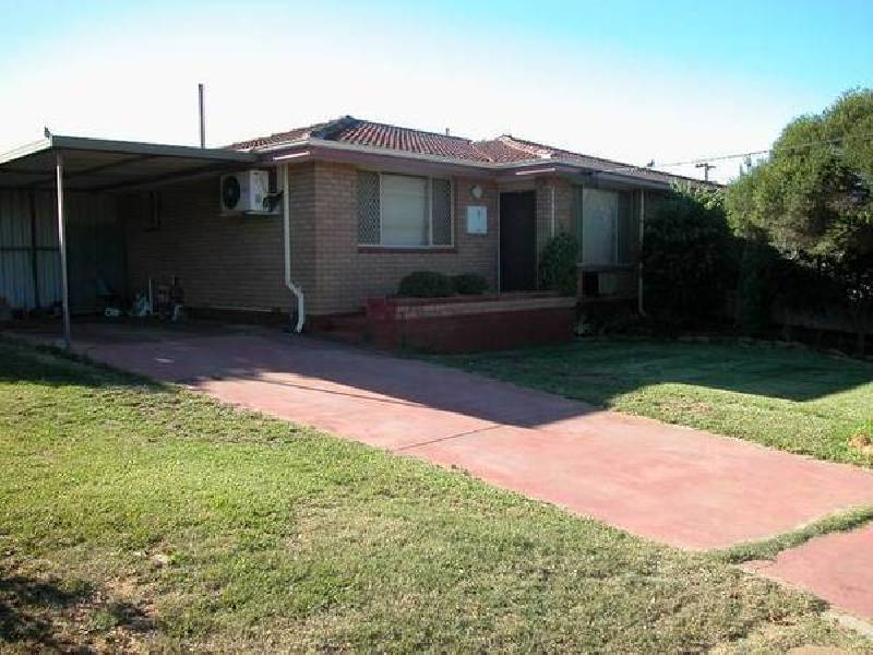 2 Thomas Avenue, Geraldton WA 6530