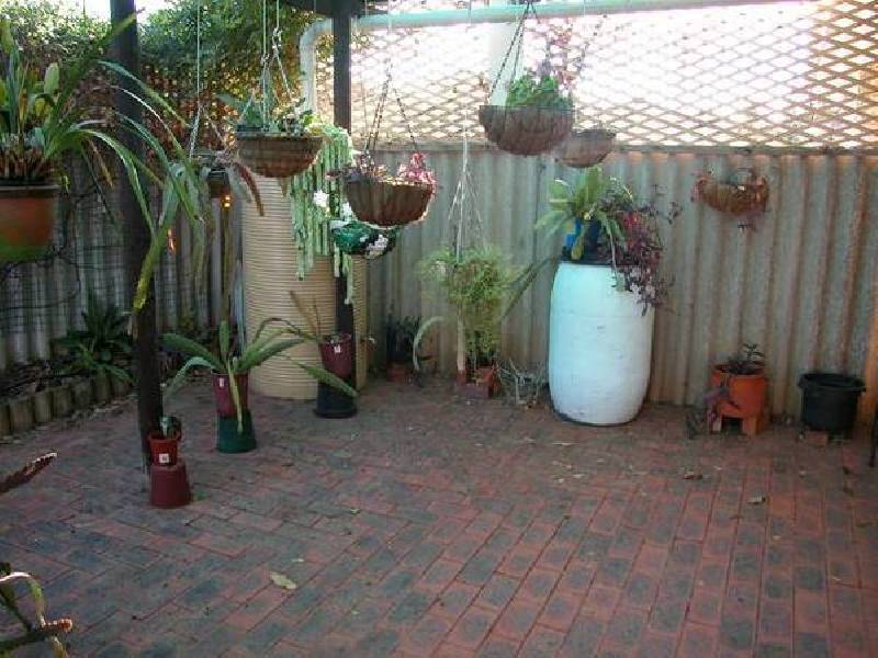 2 Thomas Avenue, Geraldton WA 6530