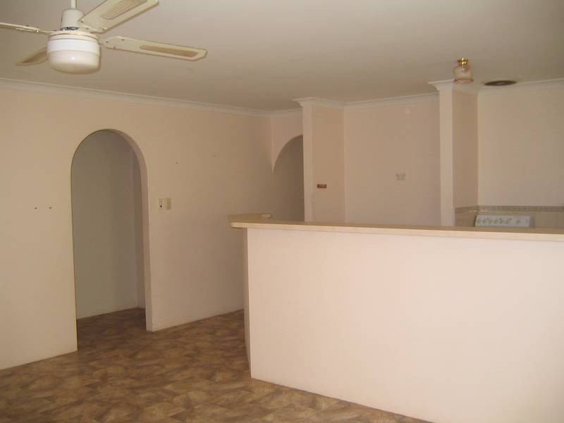 24 Hillview Drive, Drummond Cove WA 6532