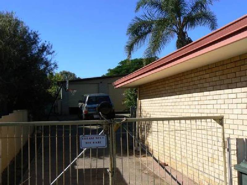 10 Koolinda, Geraldton WA 6530