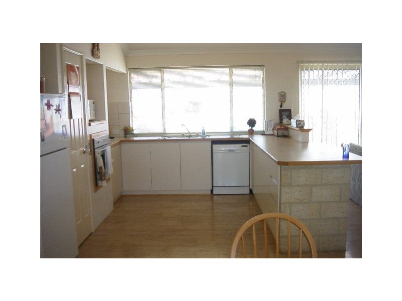 4 Bellimos Drive, Wandina WA 6530