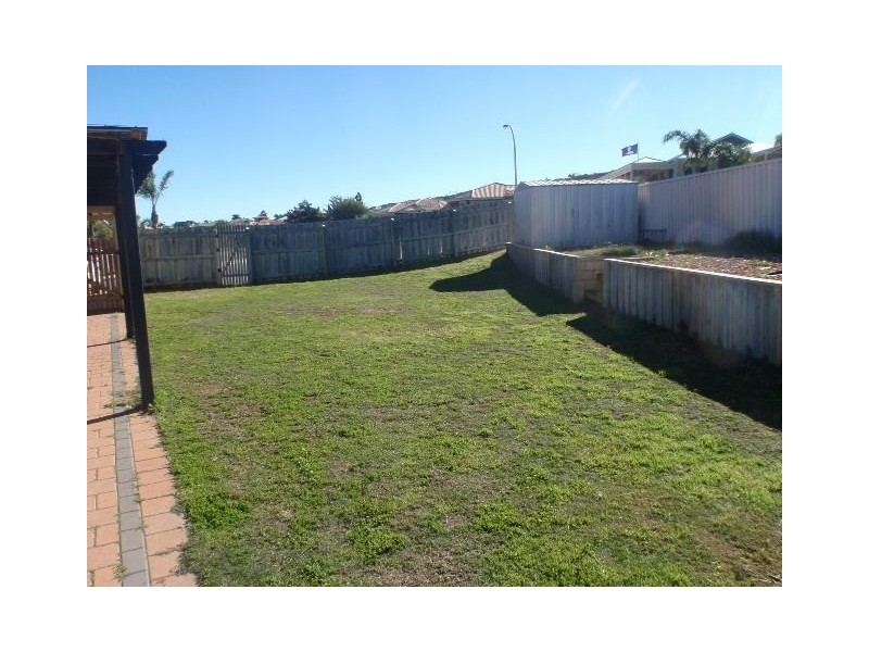 4 Bellimos Drive, Wandina WA 6530