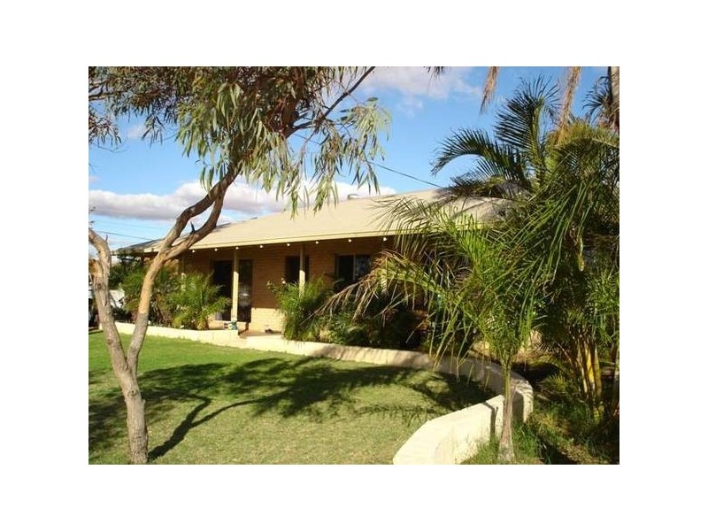 28 Eastbourne Road, Sunset Beach WA 6530