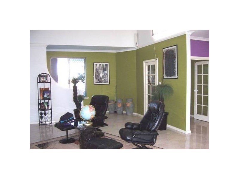 11 Gummer Avenue, Geraldton WA 6530