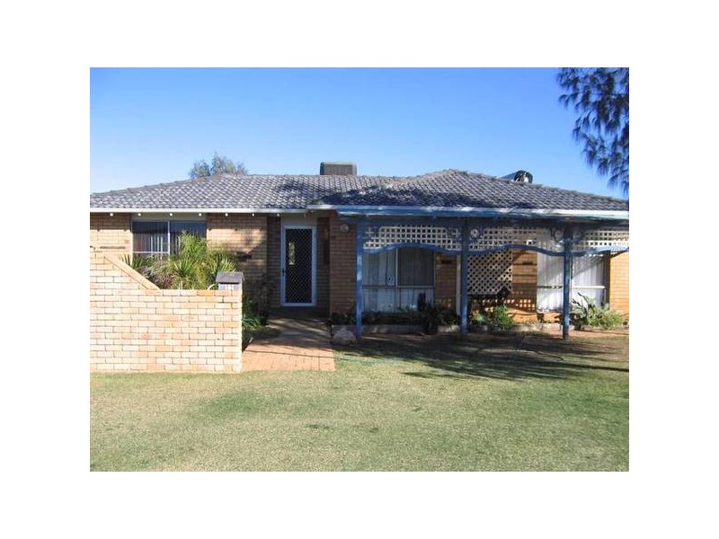 11 McAleer Drive, Mahomets Flats WA 6530