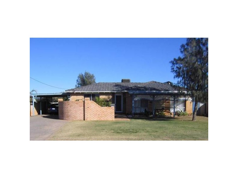 11 McAleer Drive, Mahomets Flats WA 6530