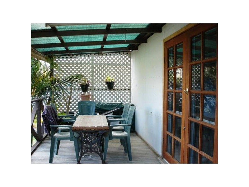 8 Gertrude Street, Geraldton WA 6530