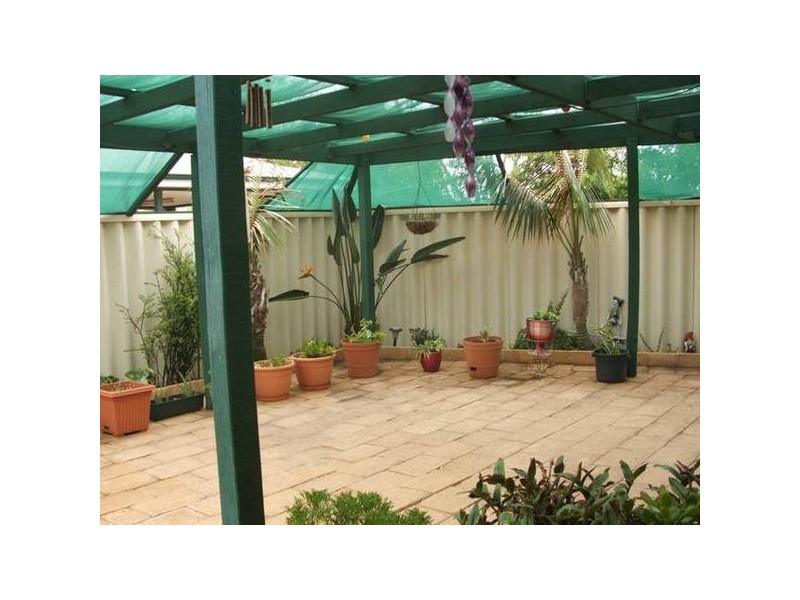 Fifth Street, Wonthella WA 6530