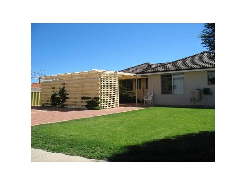 Lawson Place, Tarcoola Beach WA 6530