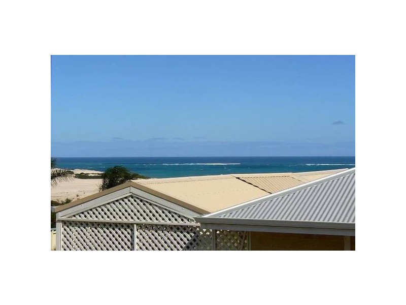 204 Bellimos Drive, Wandina WA 6530