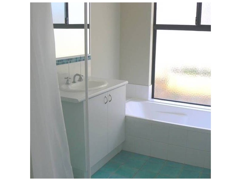 204 Bellimos Drive, Wandina WA 6530